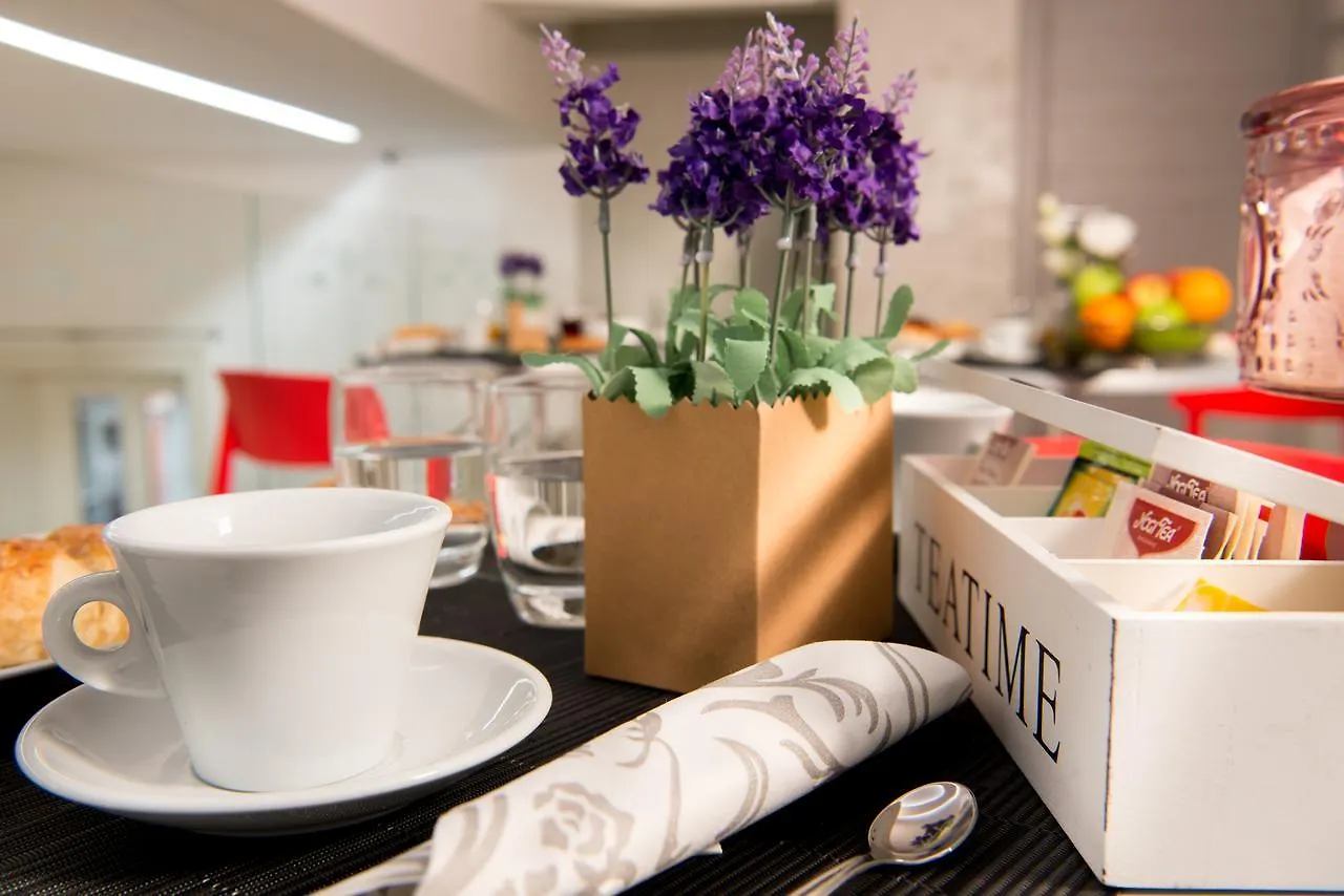 B&B In Centro Palermo 3*,  Italy